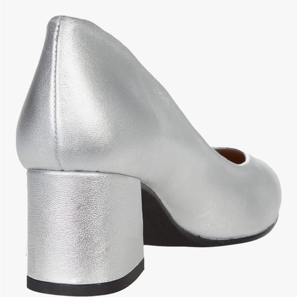 🆕 Matted Silver 2” Chunky Block Heel Women's Shoes size 7.5 slip on - Picture 6 of 6